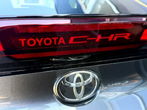 Toyota C-HR 2.0 PHEV CVT Swiss Edition