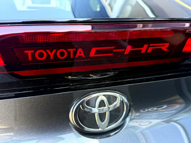 Toyota C-HR 2.0 PHEV CVT Swiss Edition