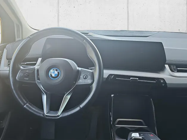 BMW 225e xDrive Active Tourer
