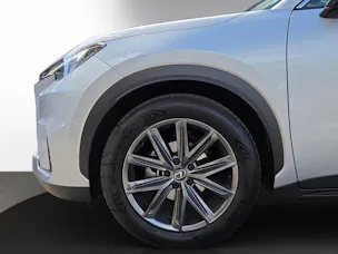 Lexus LBX AWD Relax CVT