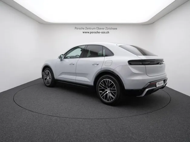 Porsche Macan 4