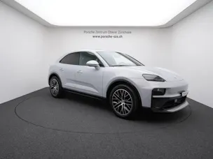 Porsche Macan 4
