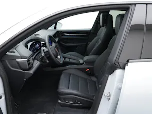Porsche Macan 4