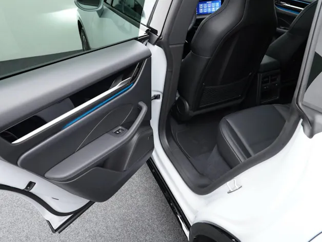Porsche Macan 4