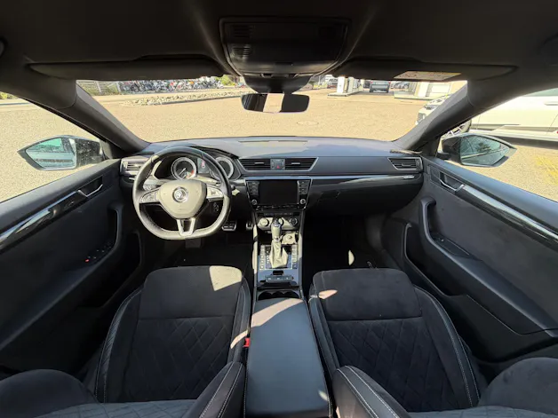 Škoda Superb Combi 2.0 TDi Sport Line 4x4 DSG