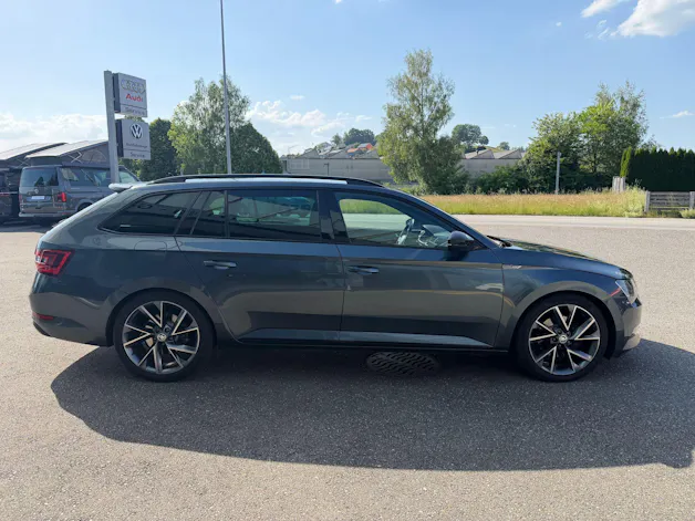 Škoda Superb Combi 2.0 TDi Sport Line 4x4 DSG