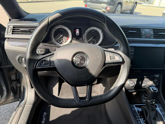 Škoda Superb Combi 2.0 TDi Sport Line 4x4 DSG
