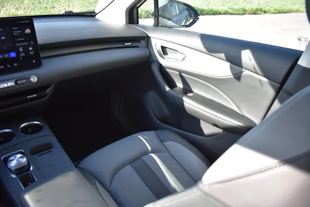 MG 4 EV 64kWh Premium