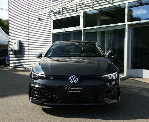VW Golf 2.0 TSI R-Line DSG 4 Motion