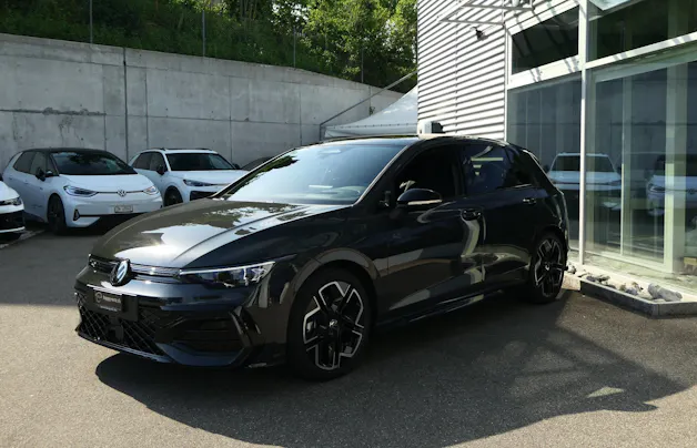 VW Golf 2.0 TSI R-Line DSG 4 Motion