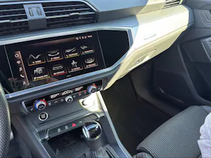 Audi Q3 35 TFSI Attraction S-tronic
