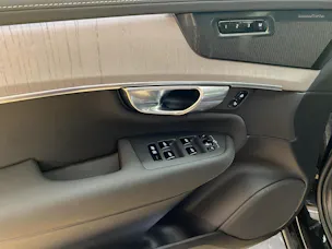VOLVO XC90 T8 eAWD PluginHybrid Plus Dark Geartronic
