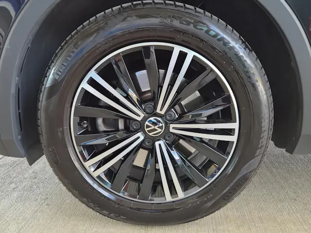 VW Tiguan 2.0TSI Elegance 4Motion DSG