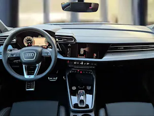 Audi A3 Sportback TFSI 150 kW quattro S line S tronic Mythosschwarz Metallic