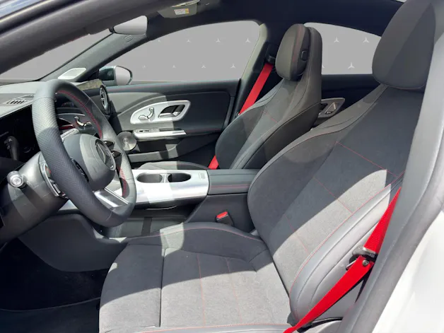 Mercedes-Benz CLA 220 8G-DCT 4Matic