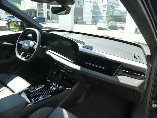 Audi Q6 e-tron quattro