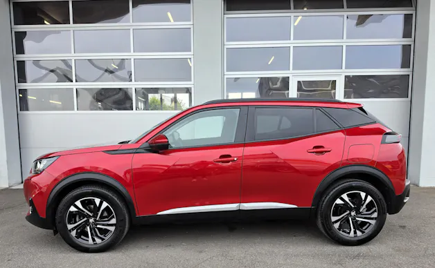 Peugeot 2008 1.2 PureTech Allure EAT8
