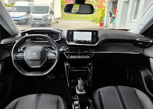 Peugeot 2008 1.2 PureTech Allure EAT8