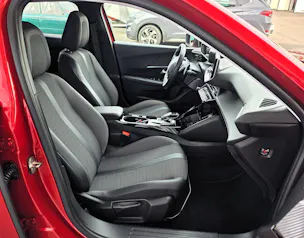 Peugeot 2008 1.2 PureTech Allure EAT8