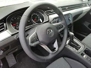 VW Passat Variant 2.0 TSI Business DSG