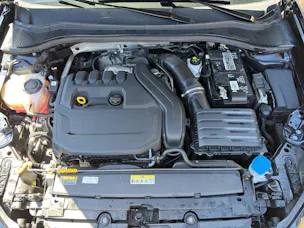 SEAT Leon 1.5 eTSI mHEV DSG Music Edition
