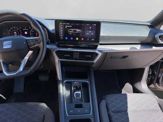 SEAT Leon 1.5 eTSI mHEV DSG Music Edition