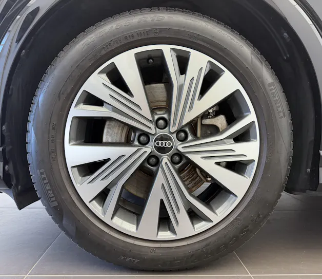 Audi Q4 e-tron 50 quattro