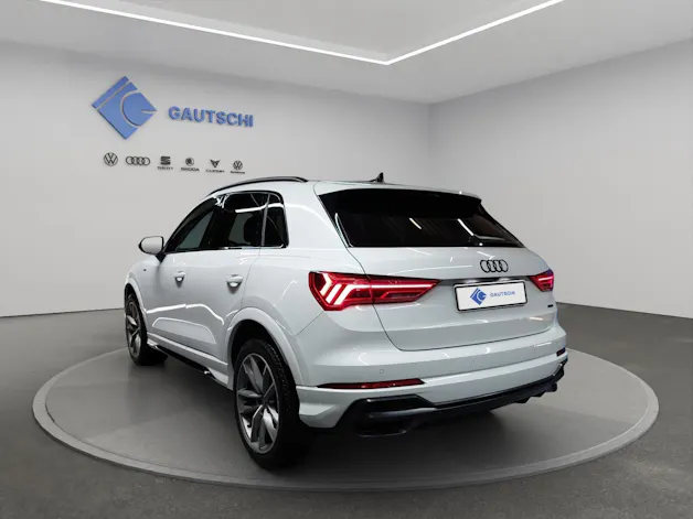 Audi Q3 35 TDI S line quattro S-tronic