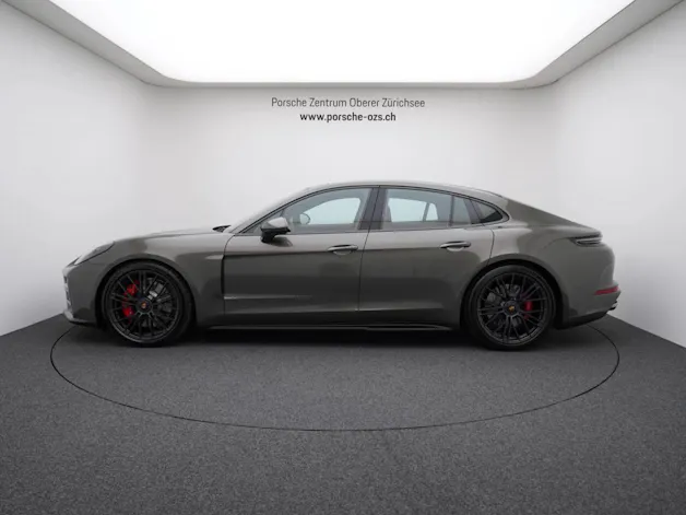 Porsche Panamera GTS