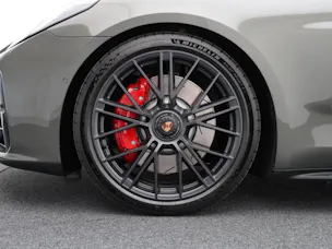 Porsche Panamera GTS
