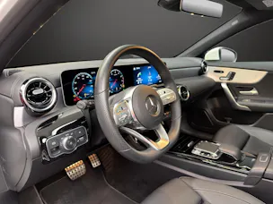 Mercedes-Benz A 220 AMG Line 4Matic