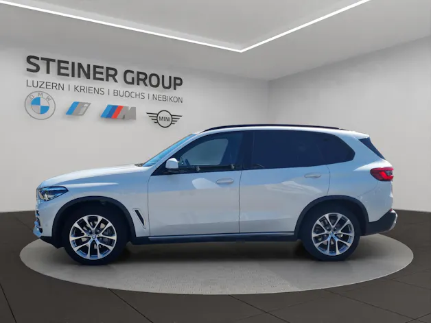 BMW X5 xDrive 40i xLine Steptronic