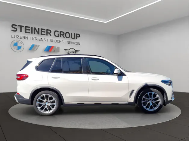 BMW X5 xDrive 40i xLine Steptronic