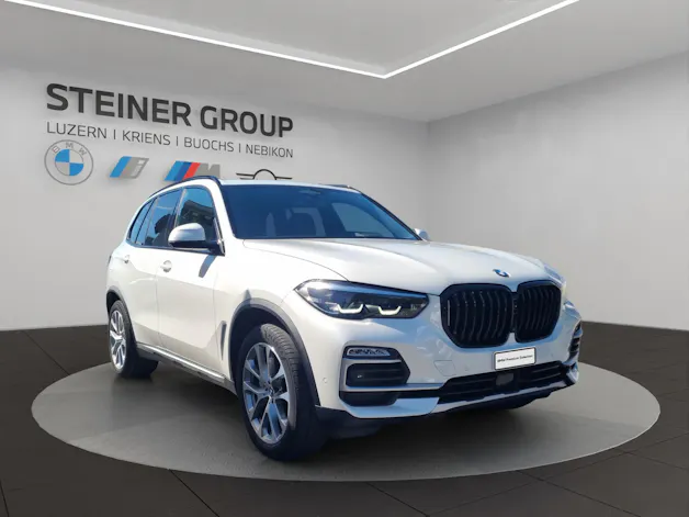 BMW X5 xDrive 40i xLine Steptronic