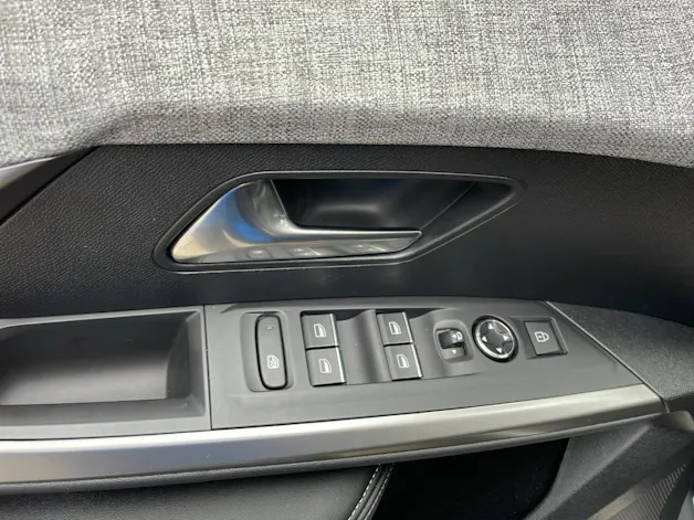 Peugeot 5008 145 e-DCS6 GT
