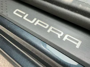 Cupra Formentor VZ 2.0 TSI 4Drive 333 PS *** PANORAMADACH & 360° KAMERA ***