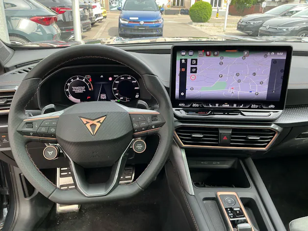 Cupra Formentor VZ 2.0 TSI 4Drive 333 PS *** PANORAMADACH & 360° KAMERA ***