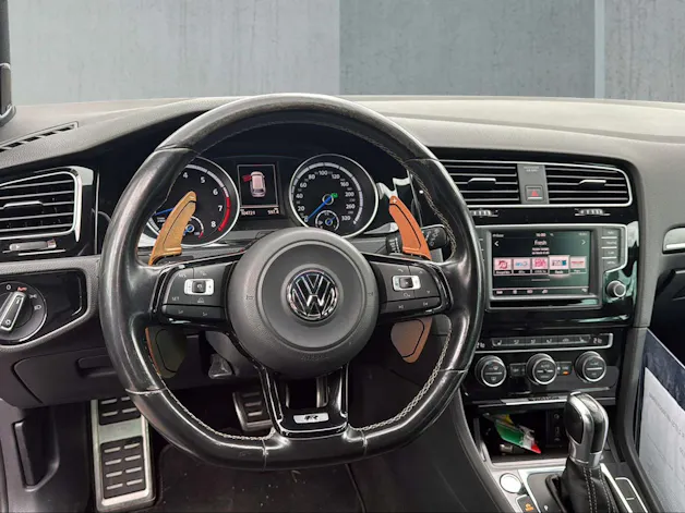 VW Golf Variant 2.0 TSI R 4 Motion DSG