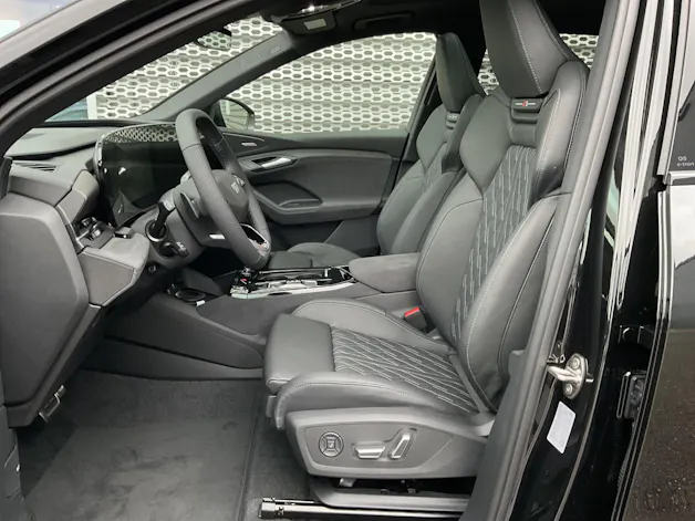 Audi SQ6 e-tron quattro