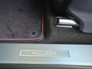 Bentley Bentayga EWB V8 Azure/ 1.9% Leasing möglich.