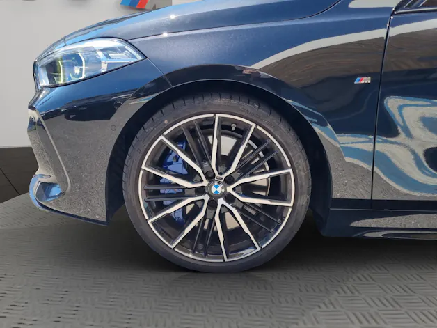 BMW M135i xDrive Steptronic