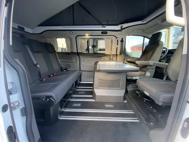 Ford Tourneo Custom 320 L1 2.0 185 Sport