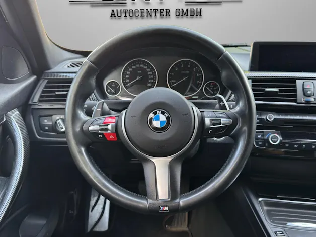 BMW 335i xDrive Touring Steptronic
