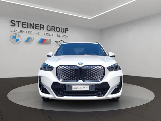 BMW iX1 xDrive 30 M Sport Pro