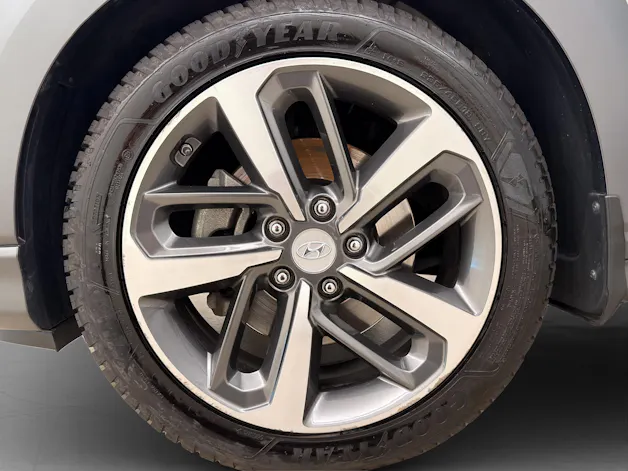 Hyundai Kona 1.6 T-GDi Launch Plus 4WD