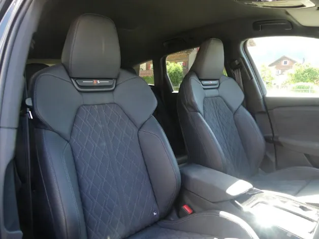 Audi Q6 e-tron quattro