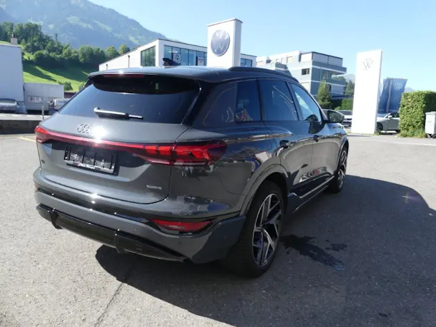 Audi Q6 e-tron quattro