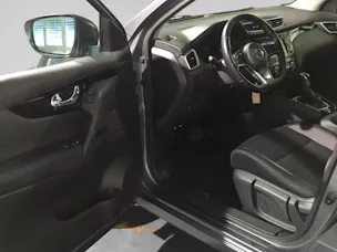 Nissan Qashqai 1.3 DIG-T Shiro DCT