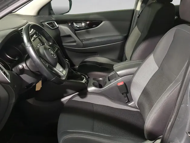 Nissan Qashqai 1.3 DIG-T Shiro DCT