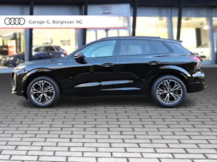 Audi Q3 SUV 110 kW TFSI S tronic Mythosschwarz Metallic